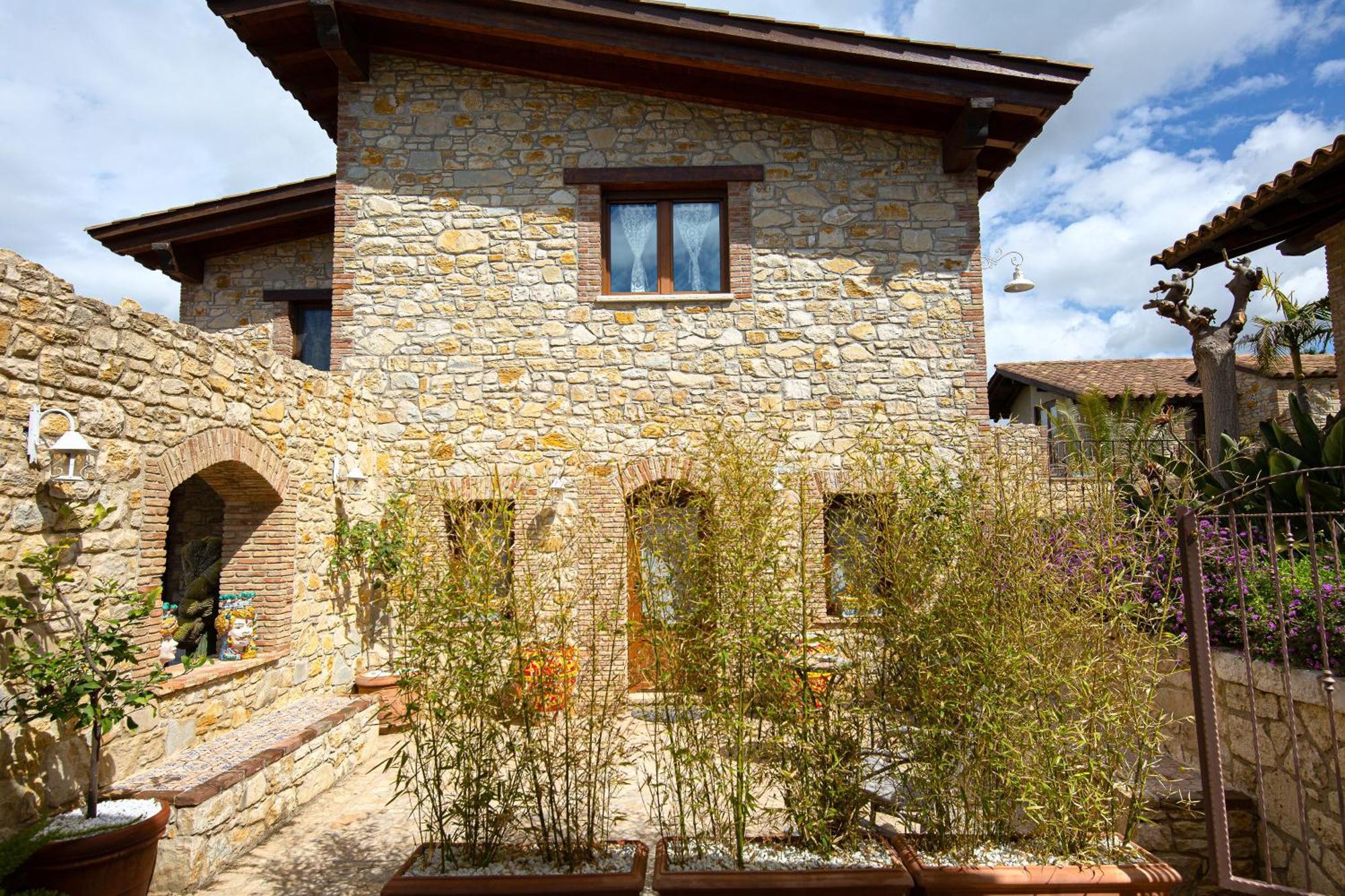 Relais Garden Cactus B&B Favara Εξωτερικό φωτογραφία